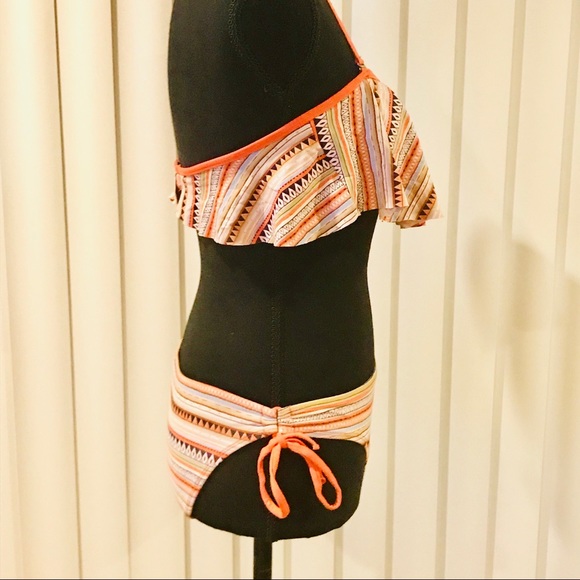 Forever 21 Ruched side Bikini Bottom - Picture 7 of 7
